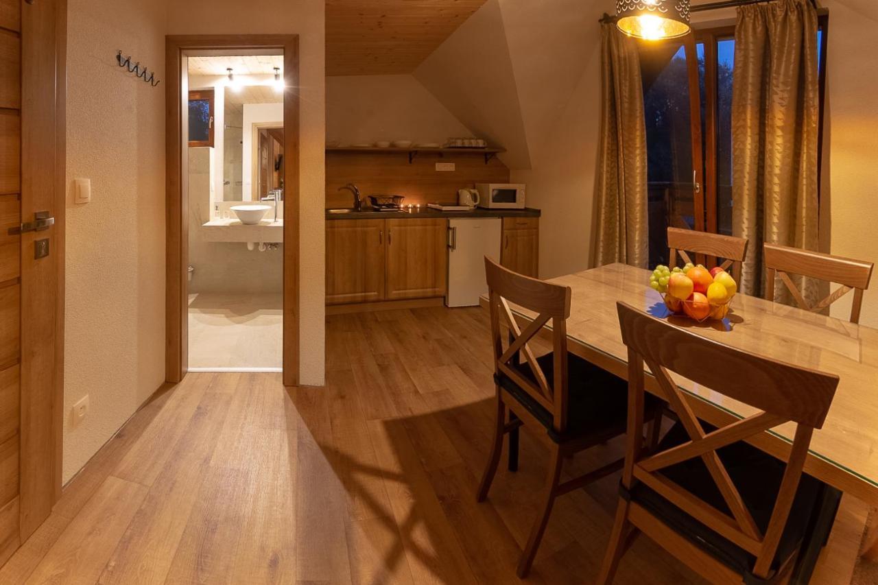 Apartmany A Studia Villa Flora Липтовска-Сиельница Экстерьер фото